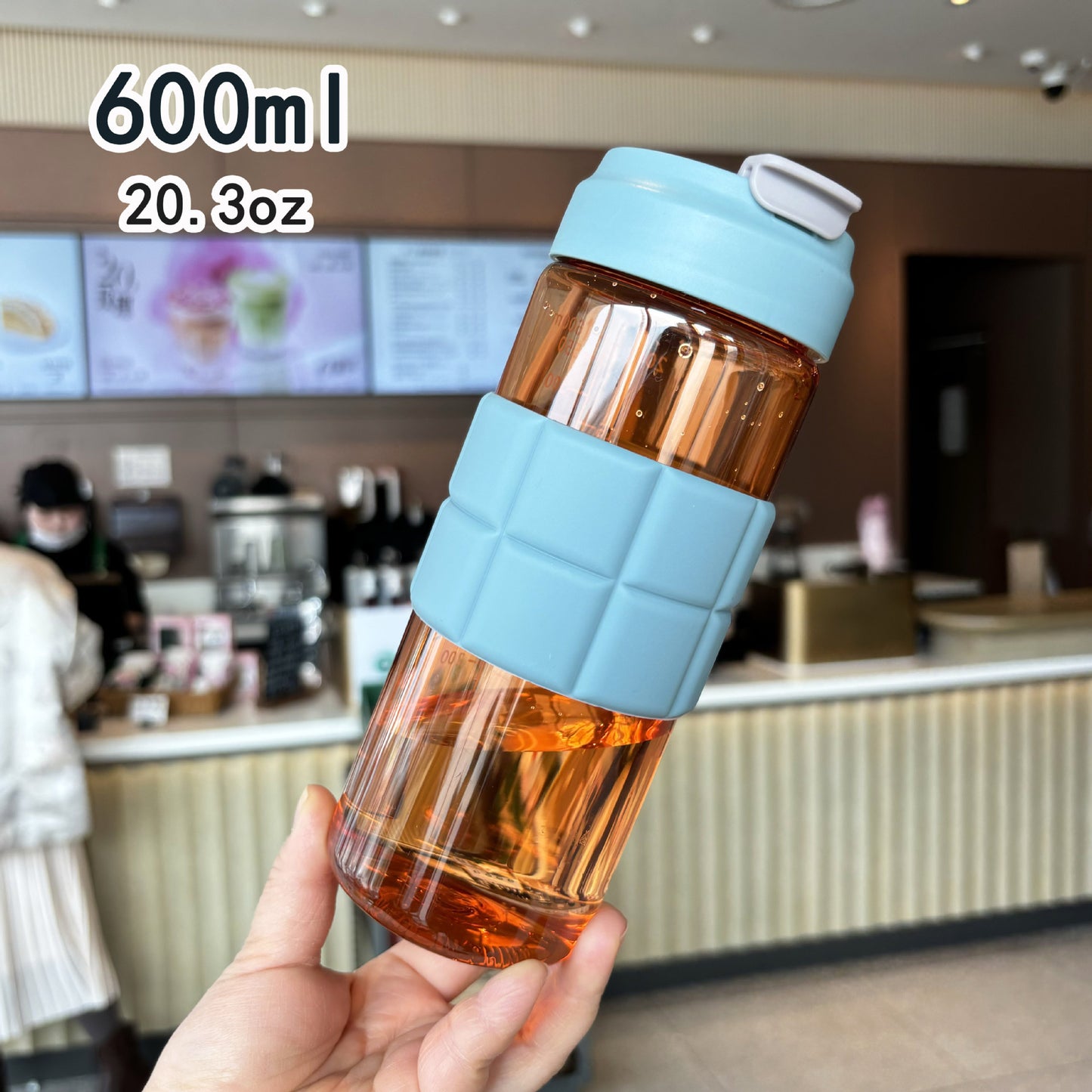 Damen transparente Trinkflasche mit rutschfester Silikonummantelung Brehn