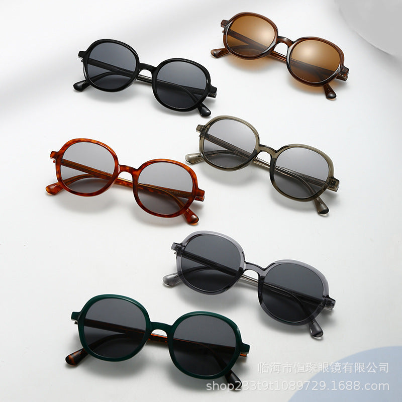 Damen modische Sonnenbrille mit stylischer runder Form Brehn