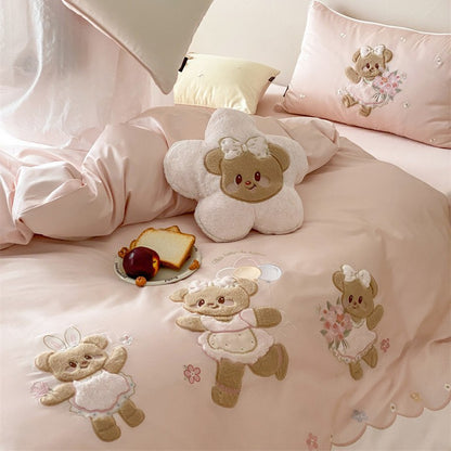 Kinder-Bettwäsche-Garnitur mit gestickten Teddybär-Applikationen und seidig-weichem Baumwollsatin Brehn