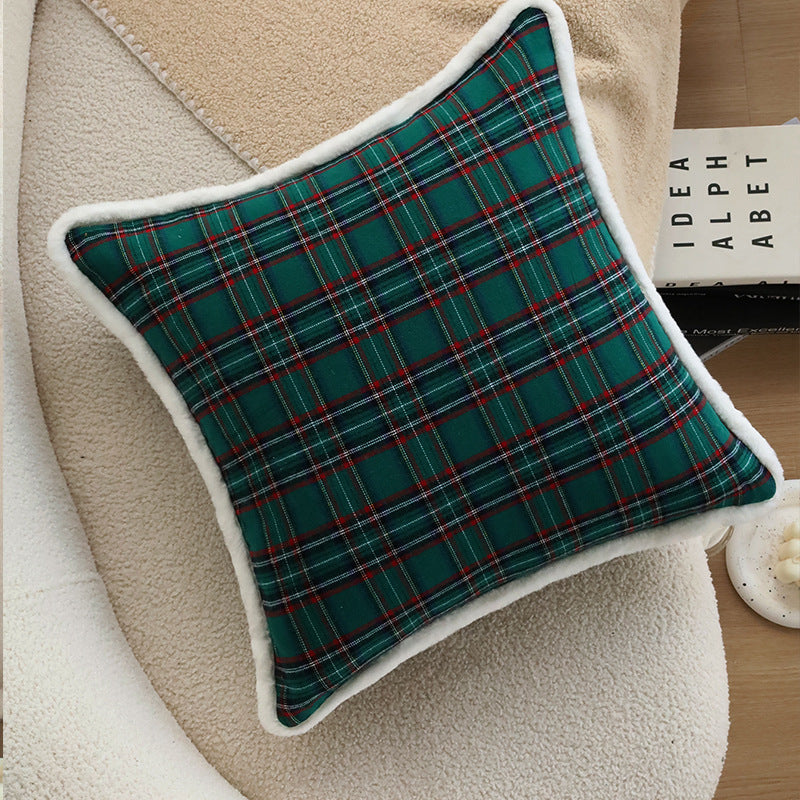 Quadratischer Sofa‑Zierkissenbezug im klassischen Tartan‑Design mit Teddybordüre Brehn