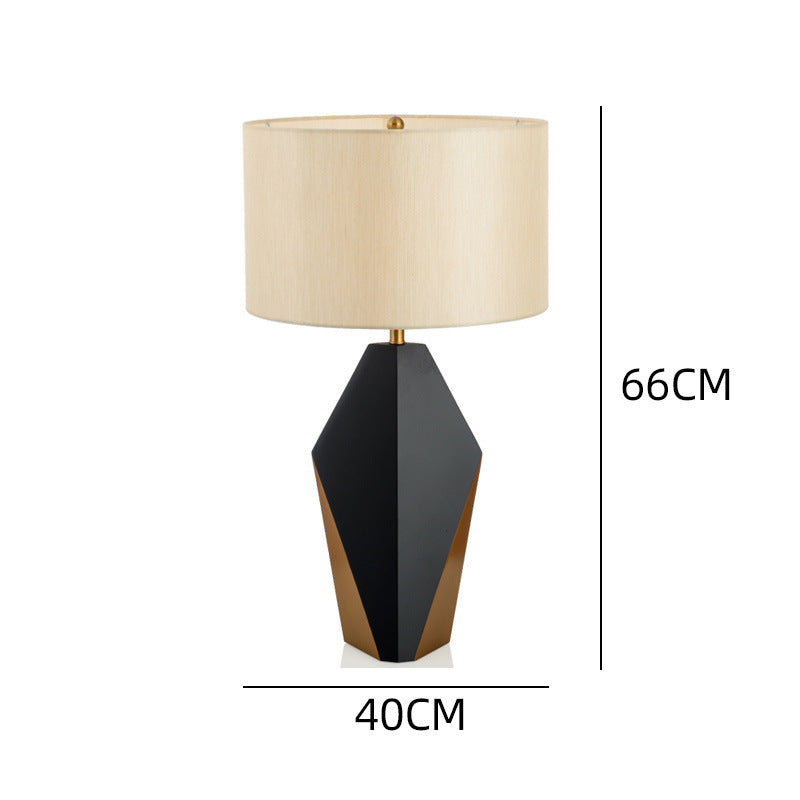 Geometrisches Design Tischlampe