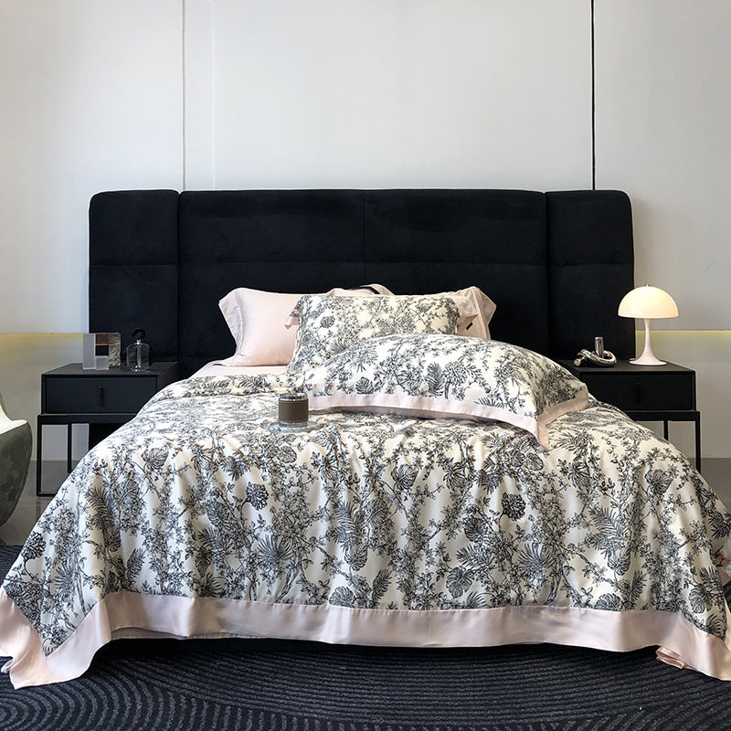 Elegantes Bettwäsche-Set aus hochwertigem Baumwollsatin mit feinem Toile-de-Jouy-Motiv und Satinbordüre
