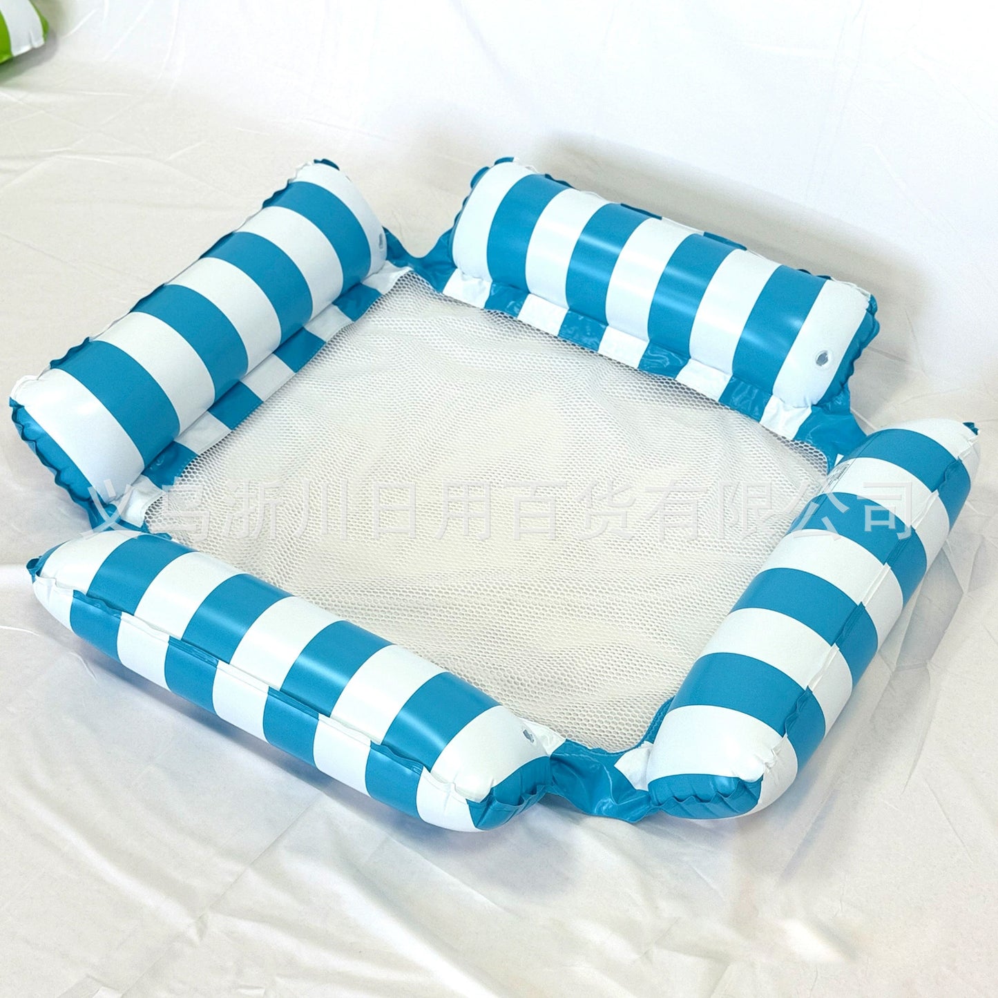 Unisex aufblasbarer Schwimmspielplatz mit Sicherheitsnetz Brehn