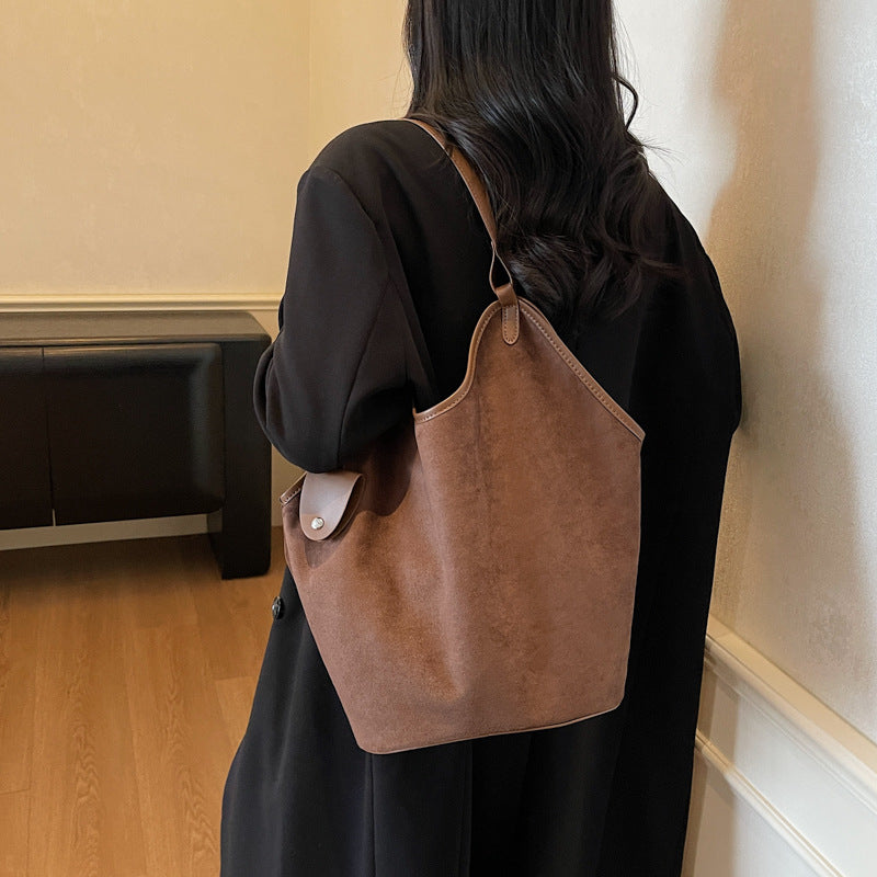 Suede Chic Schlaff Tote Bag Brehn