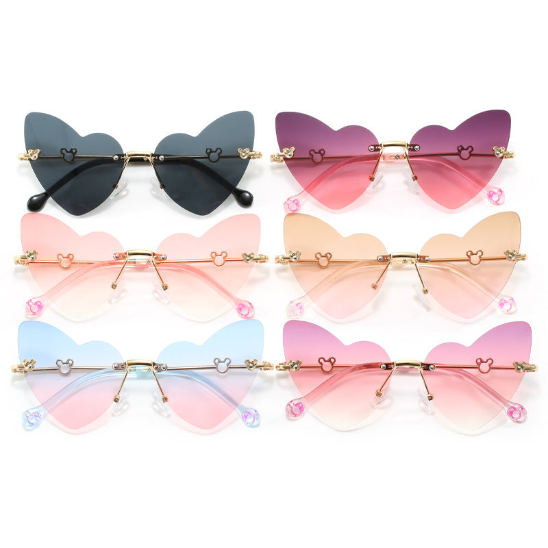 Damen Herzförmige Sonnenbrille mit verziertem Rahmen Brehn
