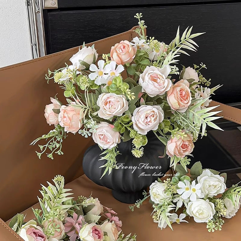 Elegante Blumenmittelstück Arrangements