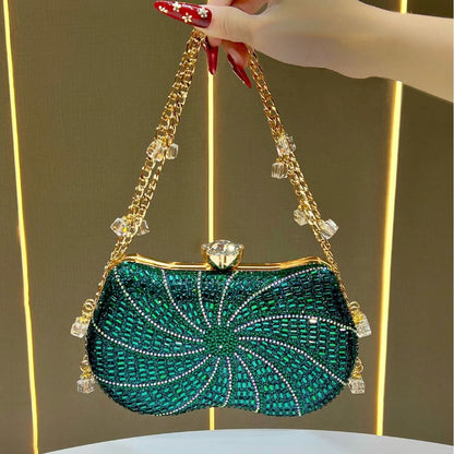 Glitzernde kristall-besetzte Abendhandtasche