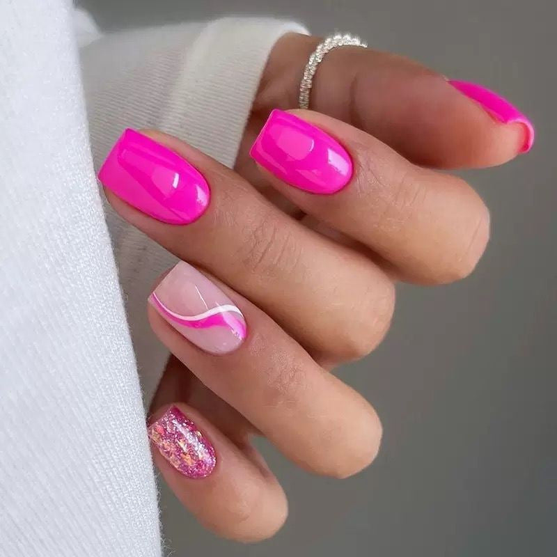 Trendige Acryl-Nail Design Brehn