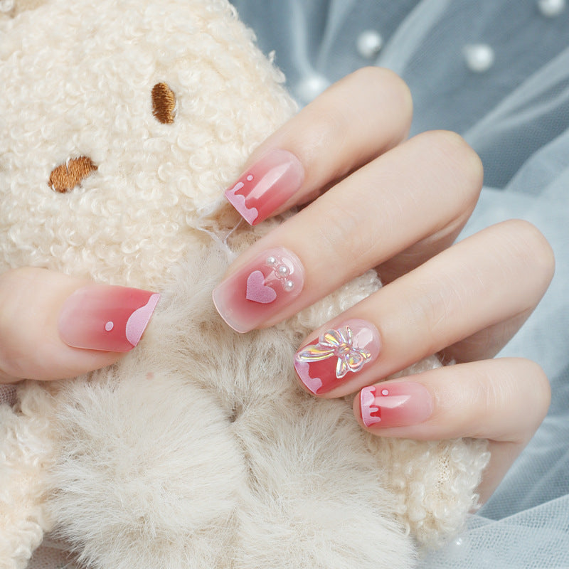 Romantisches Herzdesign Press-On Nagelset Brehn