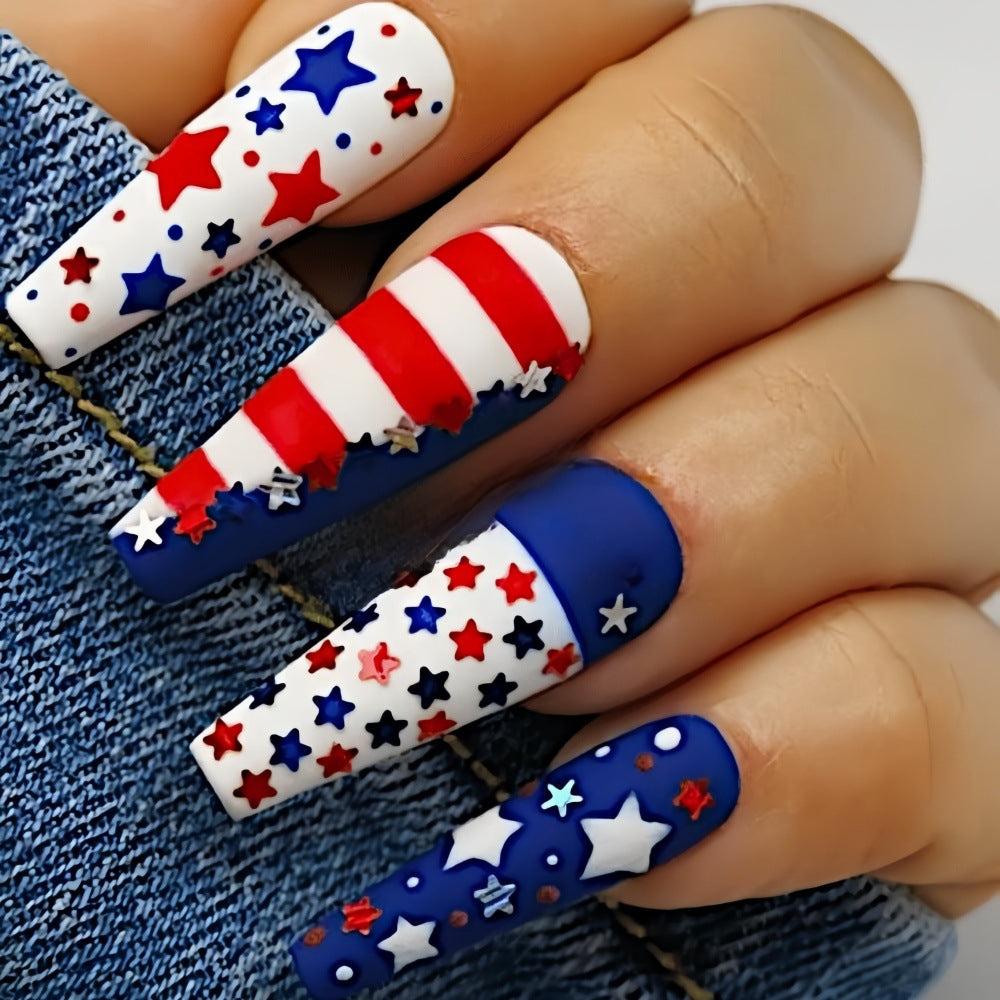 Kunstnägel mit patriotischem Sternen-Design Brehn