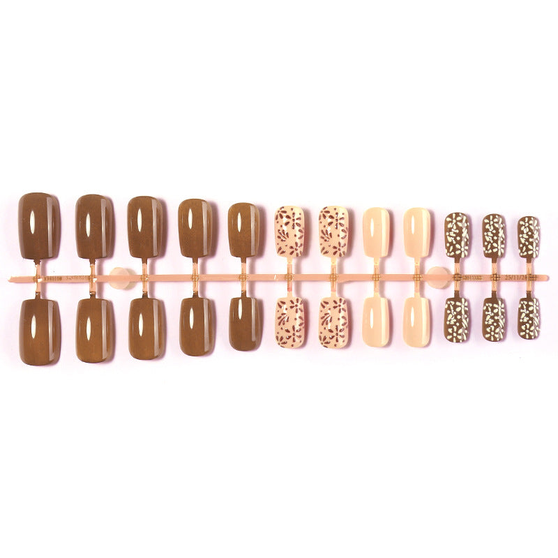 Premium Press-On Nail Set mit Künstlerischen Designs Brehn