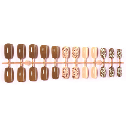 Premium Press-On Nail Set mit Künstlerischen Designs Brehn