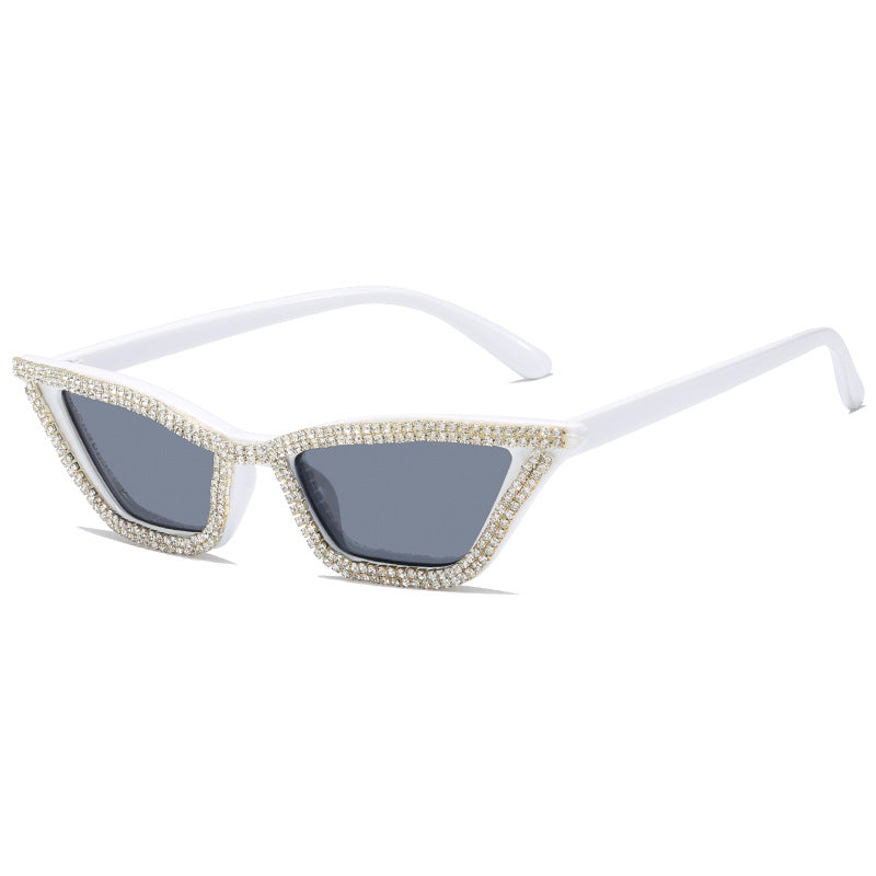 Damen extravagante Cat-Eye Sonnenbrille mit funkelndem Kristallrahmen Brehn