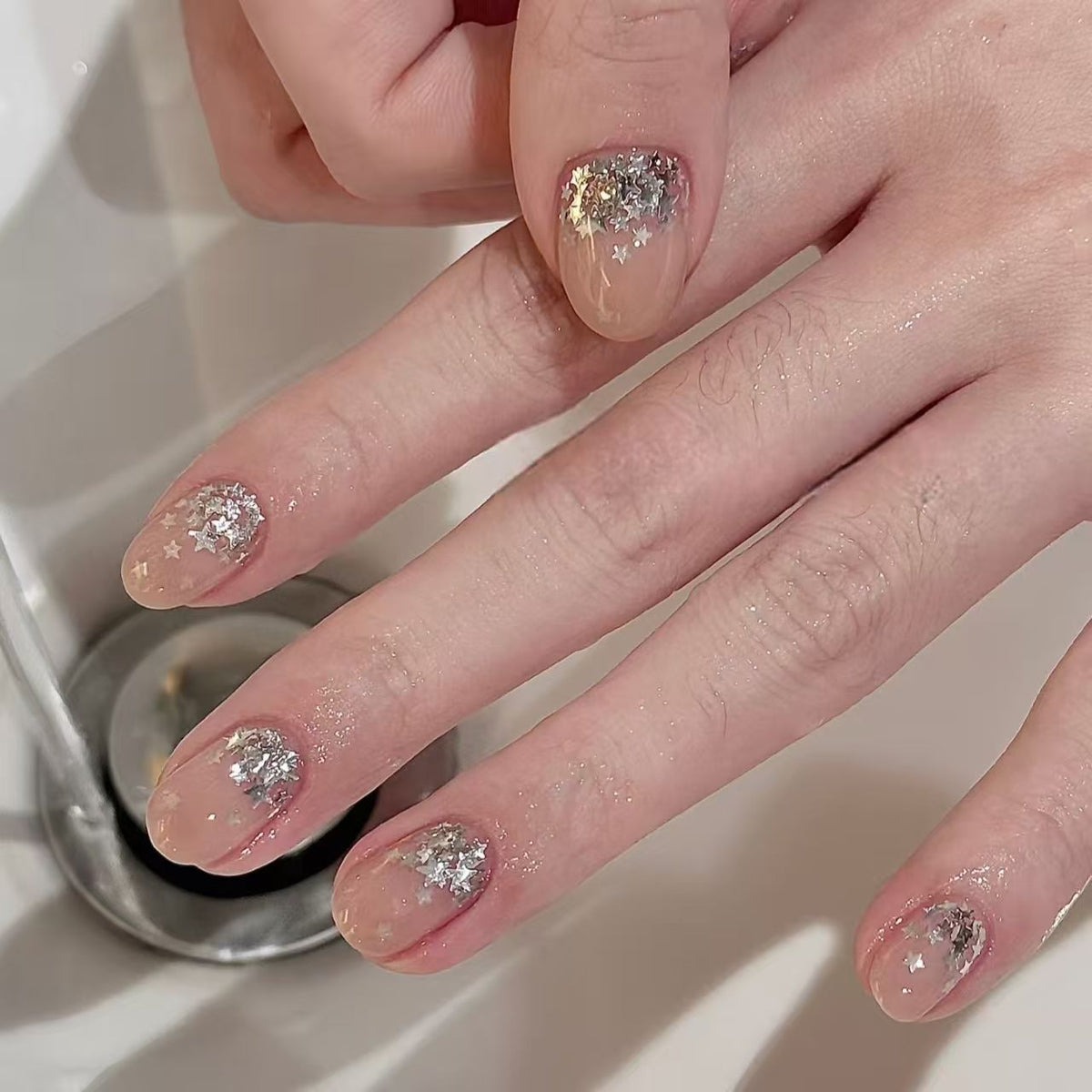 Glitzernde Sternnail Art