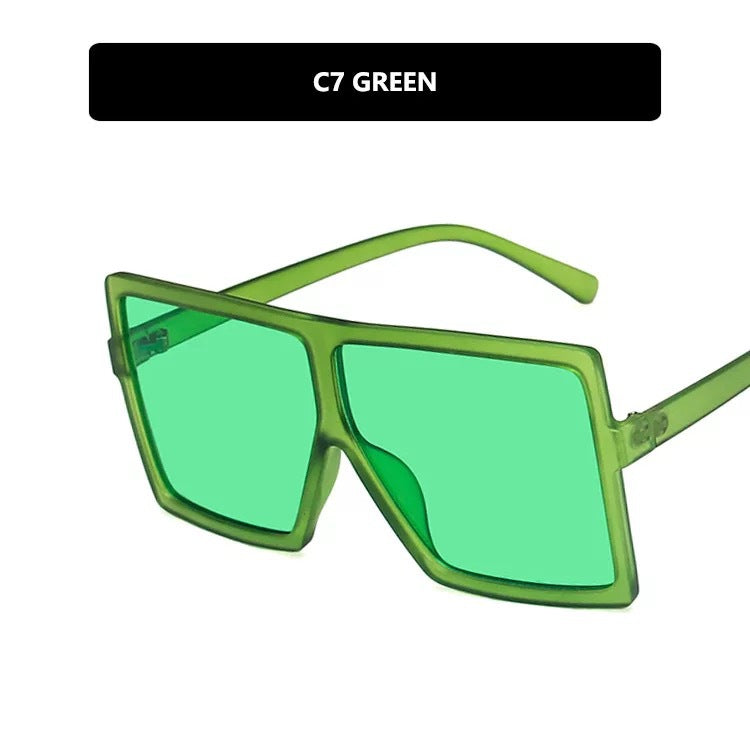 Damen moderne oversized Sonnenbrille mit transparentem Rahmen und stilvollen Gläsern Brehn