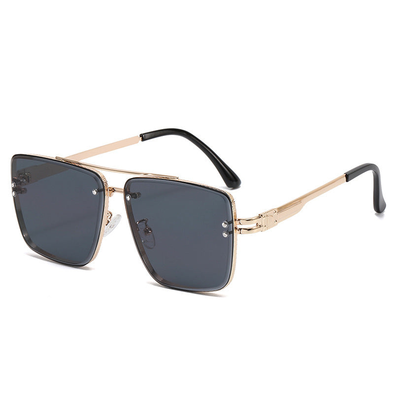 Damen Elegante Oversize-Sonnenbrille mit gradienten Gläsern und auffälligem Rahmen Brehn