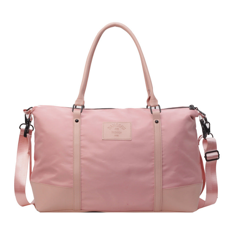 Sportliche Reisetasche Mit Komfortablen Fächern Brehn