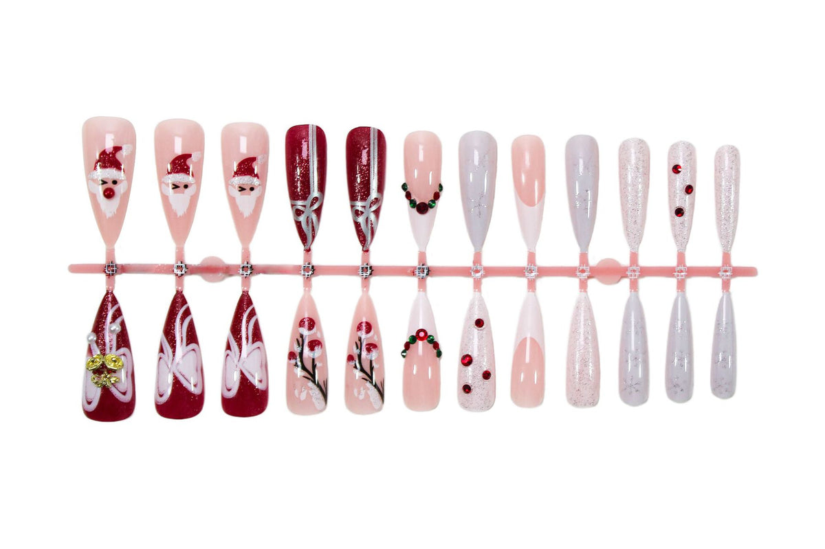 Kunstnagelset mit festlichen Weihnachts-Designs Brehn