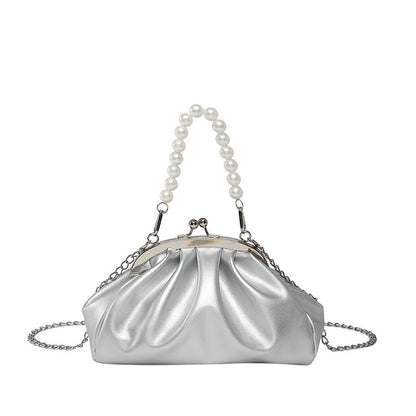 Elegante Clutch-Handtasche mit Perlenkette Brehn