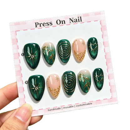 Künstlerisches Press-On-Nagelset mit anpassbaren Designs