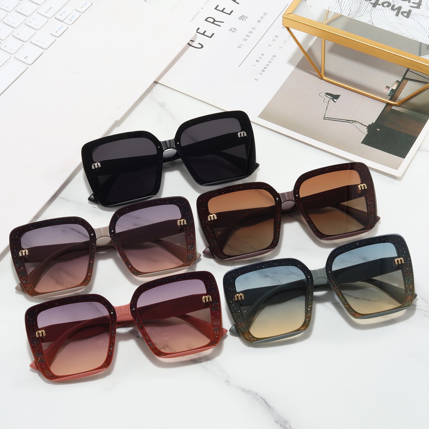 Damen modische quadratische Sonnenbrille mit funkelndem Rahmen Brehn