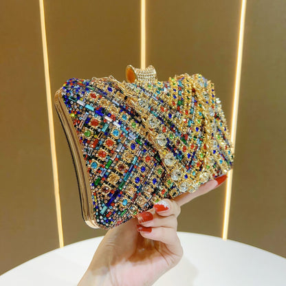 Kristallbesetzte Abendclutch