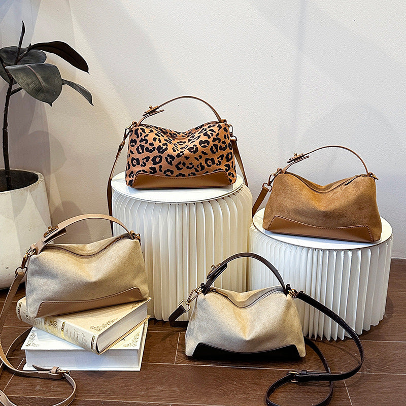 Wildleder Mini Bucket Handtasche