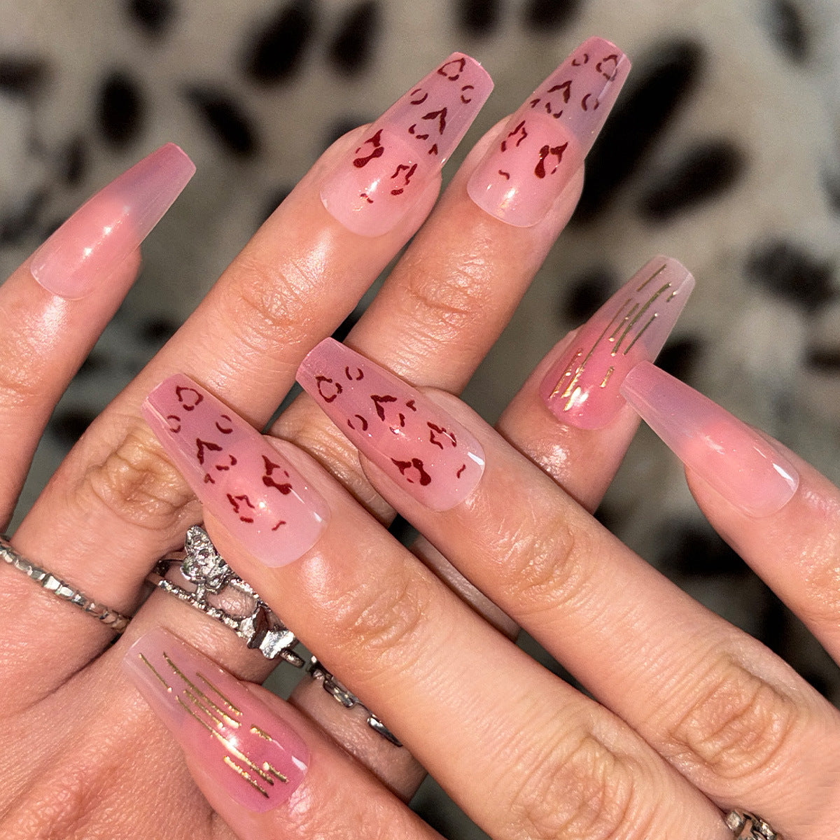Premium Elegantes Nagelkunstdesign Brehn