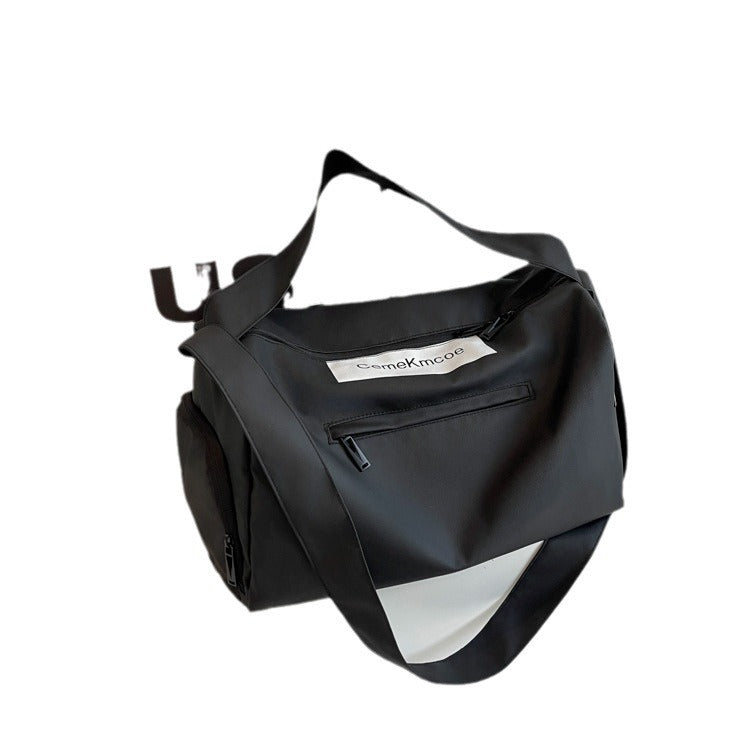 Stylische Reisetasche Mit Vielseitigen Aufbewahrungsmöglichkeiten Brehn
