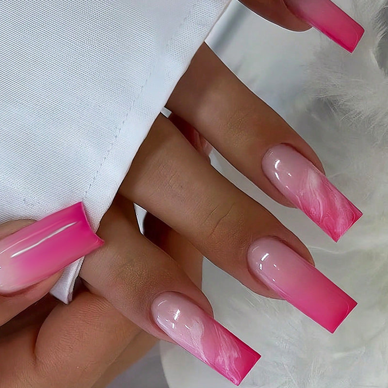Kunstnagelset mit eleganten Ombre- und Glitzerakzenten Brehn