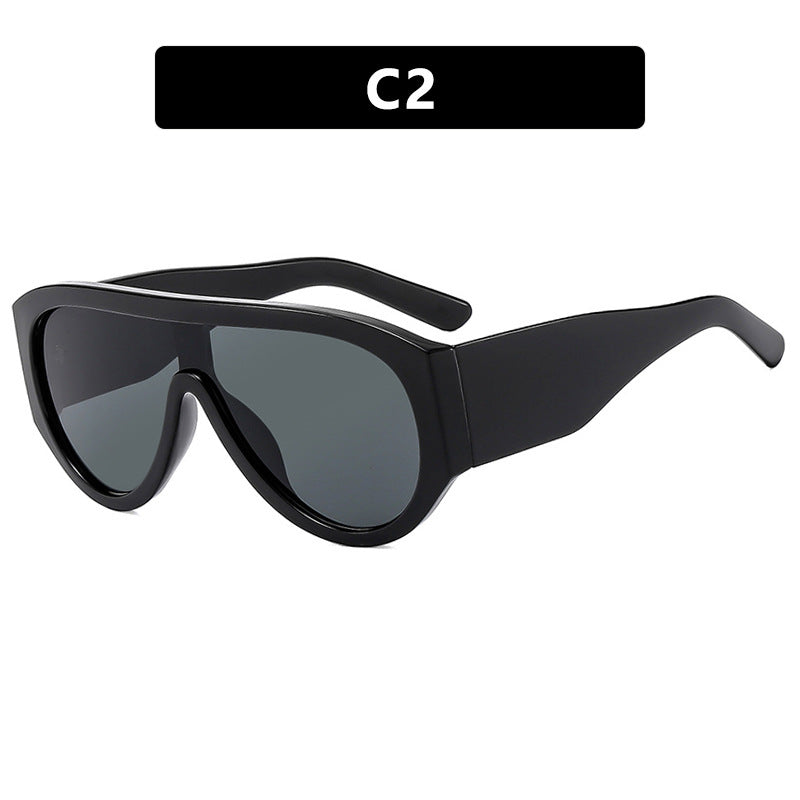 Damen modische Sichtschutz-Sonnenbrille mit breitem glamourösem Rahmen und UV-Schutz Brehn