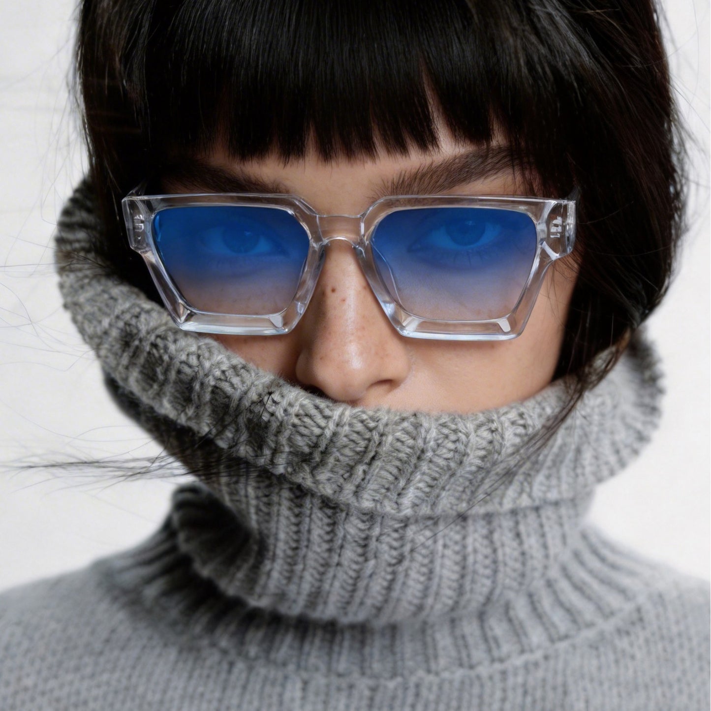 Damen modische Sonnenbrille mit klarem Rahmen und Verlaufsgläsern Brehn