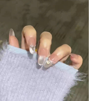 Elegantes Press-On-Nagelset mit Glitter- und Glanzfinish Brehn