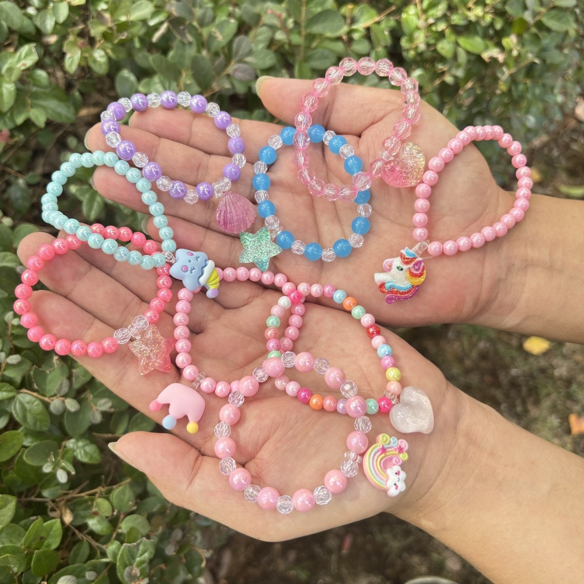 Süßes Armband mit Elefantenanhänger Aus Glas Brehn