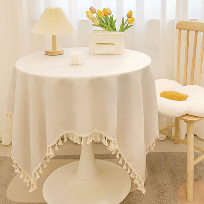 Runde strukturierte Tischdecke mit Quastenbesatz und Leinen-ähnlichem Drapierfinish
