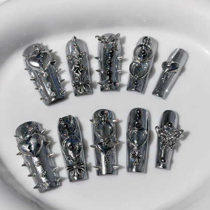 Gothic-inspiriertes metallisches Nagelkunstset