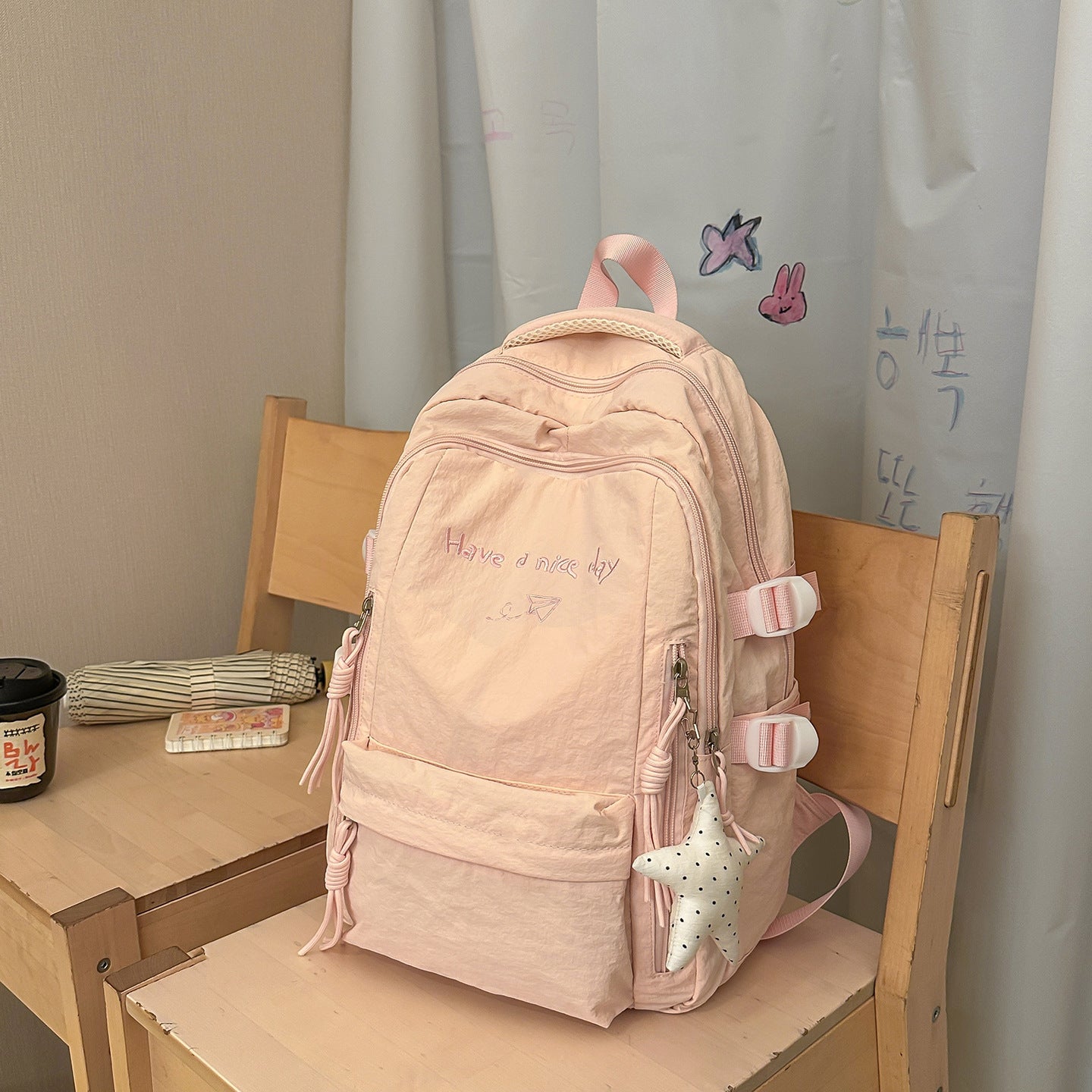 Süßer lässiger Schulrucksack