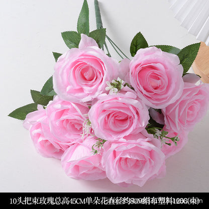 Künstliche Blumenarrangement