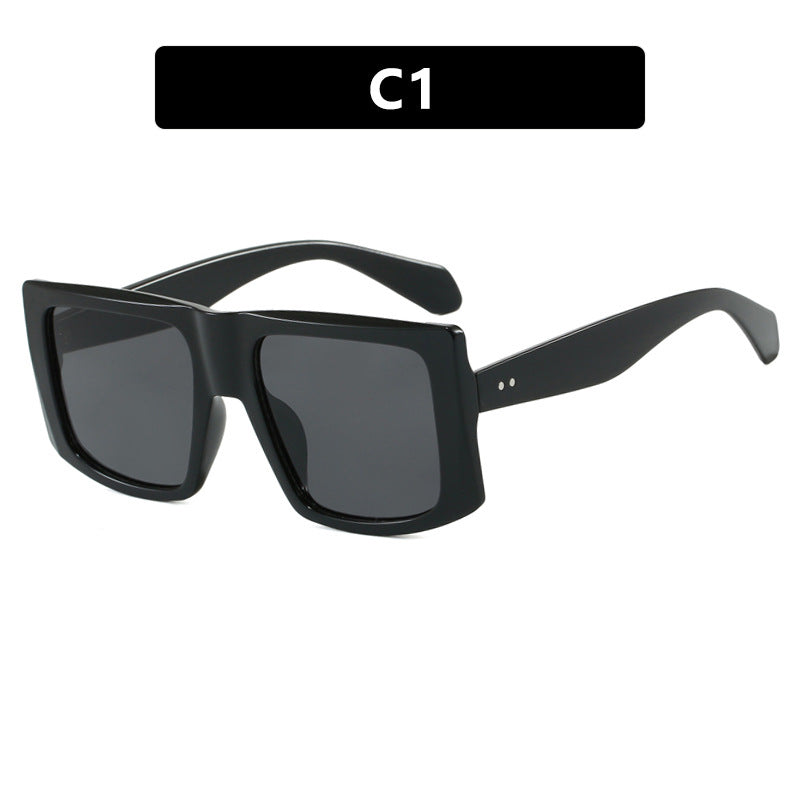 Damen quadratische Sonnenbrille mit robustem Kunststoffrahmen und schützendem UV-Filter Brehn