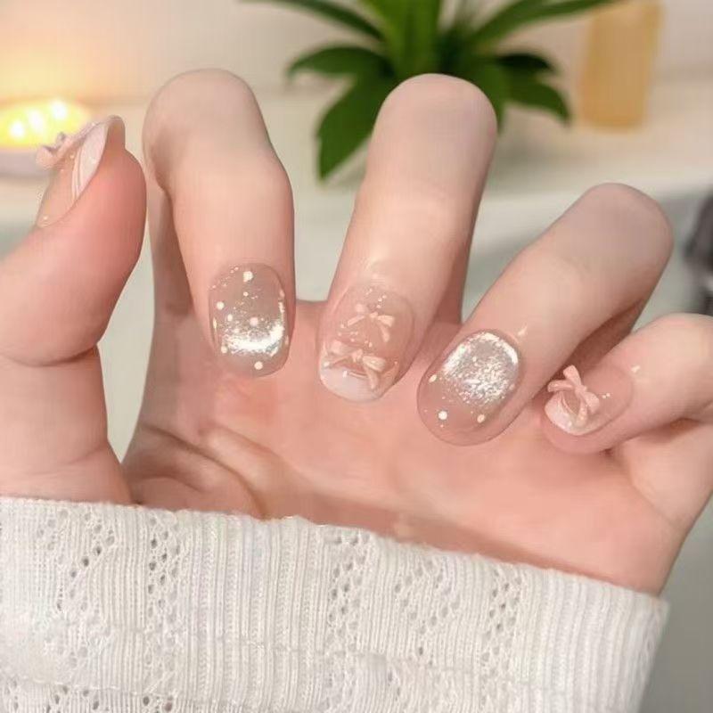 Elegante Press-On Nagelkunst Kollektion Brehn