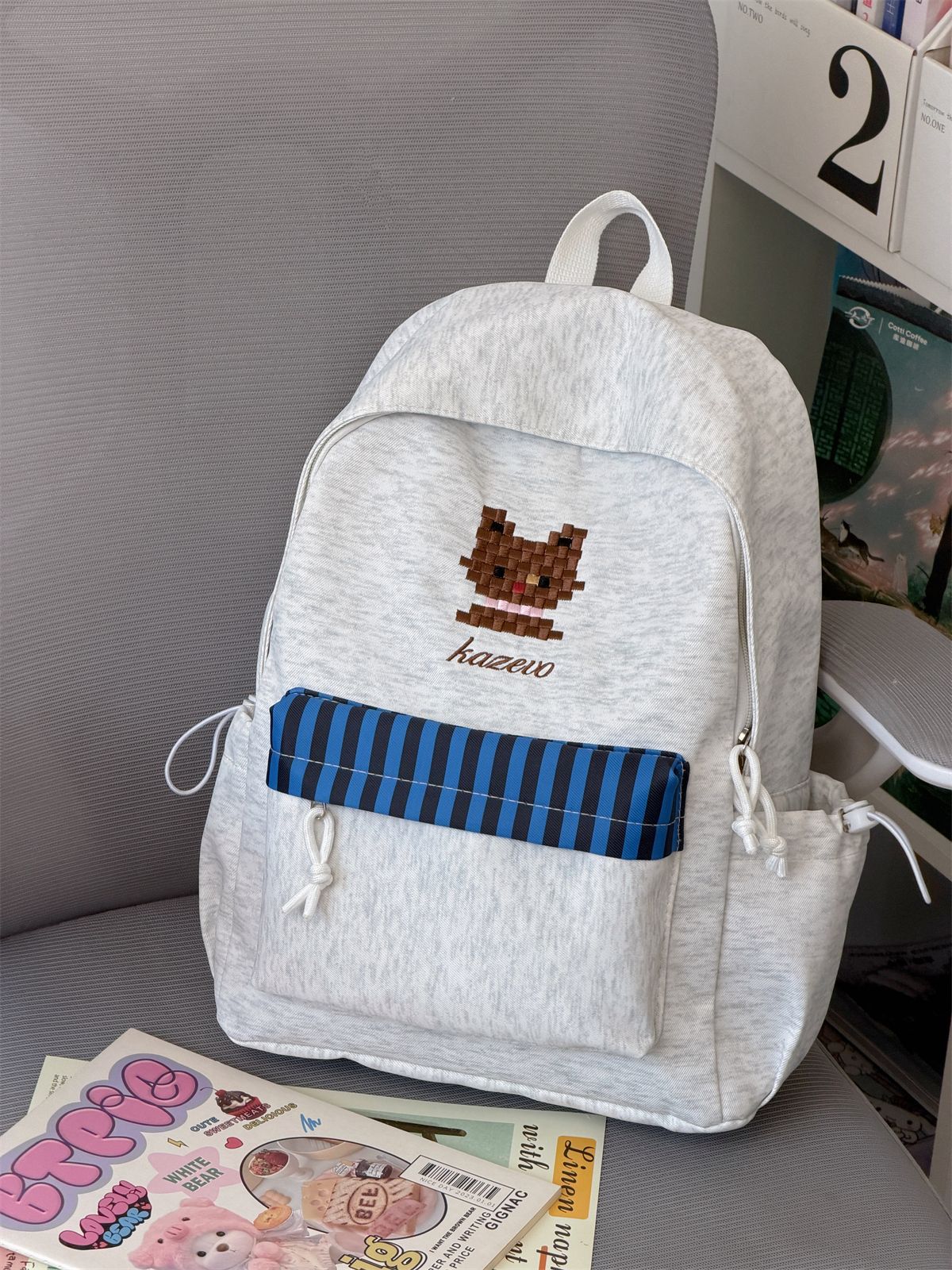 Niedlicher, von Charakteren inspirierter Mini-Schulrucksack