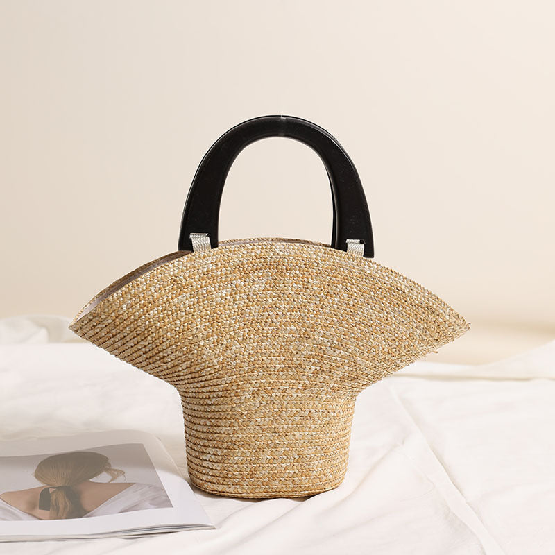 Modische Basthandtasche mit Stilvollen Kunststoffgriffen Brehn