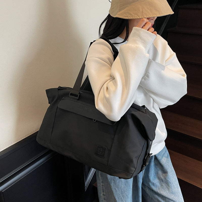 Damen Reisetasche mit geräumigem Innenfach und abnehmbaren Schulterriemen Brehn