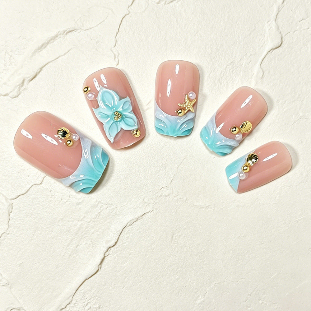 Künstlerische florale Acryl-Nagelkunst-Tipps Brehn