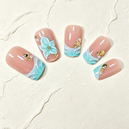 Künstlerische florale Acryl-Nagelkunst-Tipps Brehn