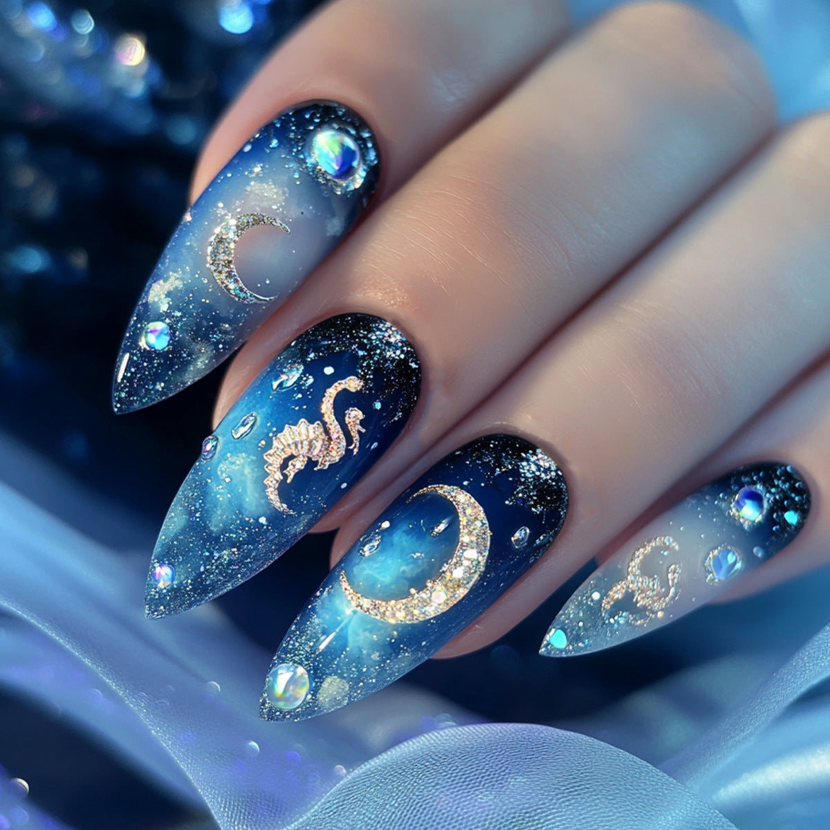 Elegante und kreative Stiletto Kunstnägel mit glitzerndem Sternen-Design Brehn