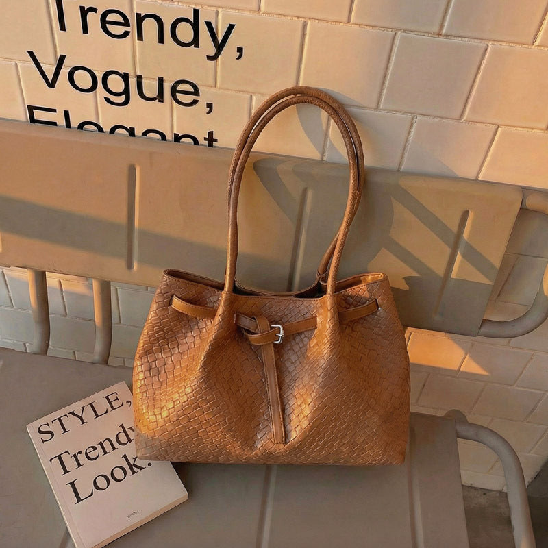 Texturiertes Leder Tote Bag Brehn