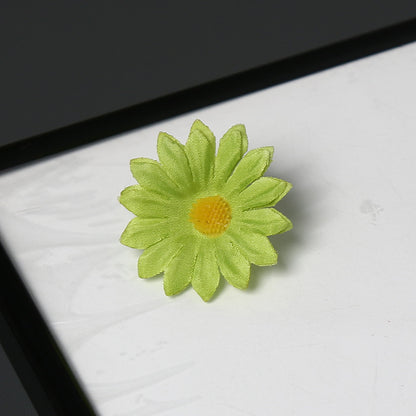 Elegante Stoff Margeritenblume Brosche für dekorativen Gebrauch