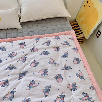 Kinder-Steppdecke mit buntem Dinosaurier-Print und weicher Minky-Borte