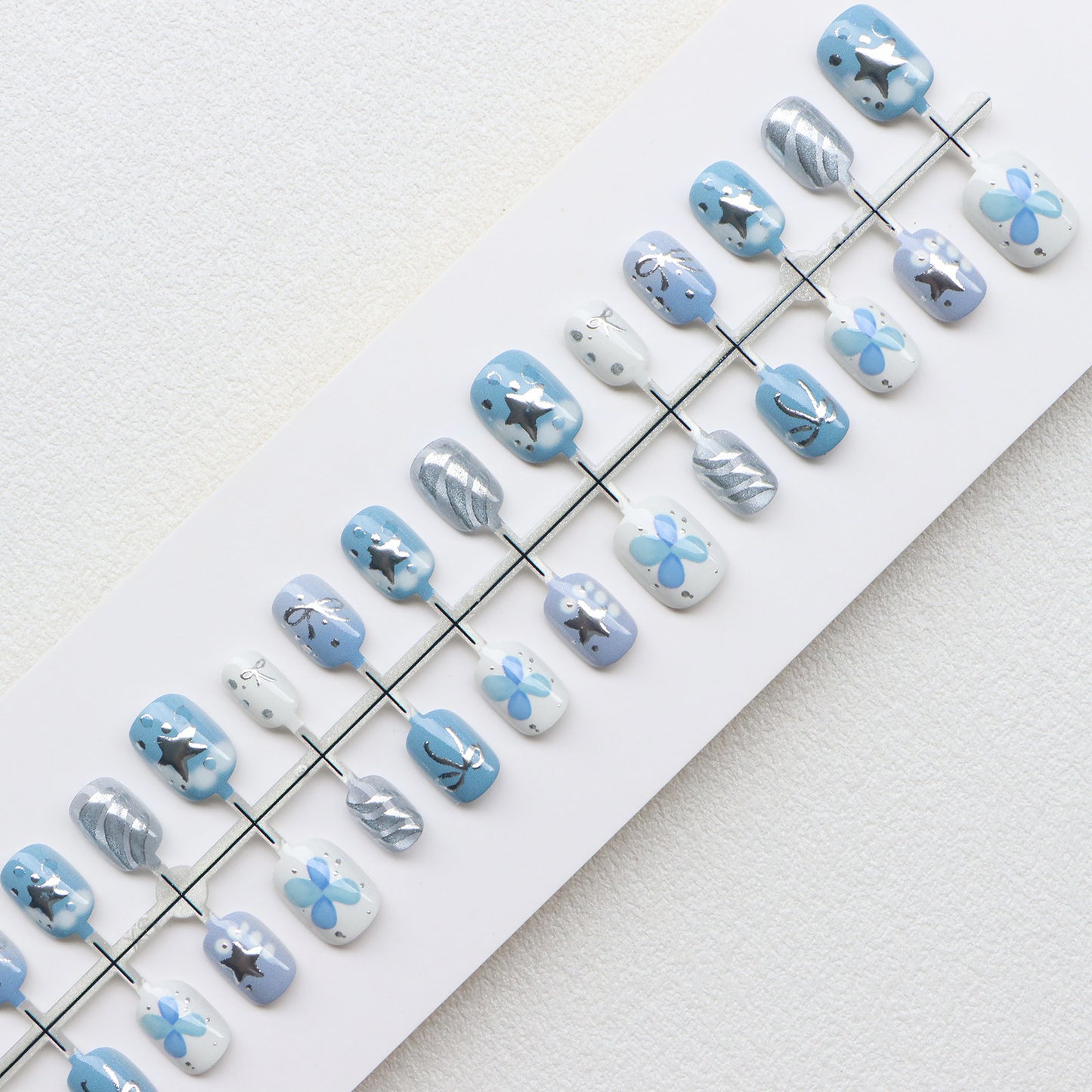 Künstlerisches Stern- und Bogen-Aufkleber-Nagelset Brehn